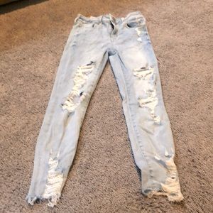 America Eagle Jeans Size4 women’s High Rise Jegging Crop jeans.